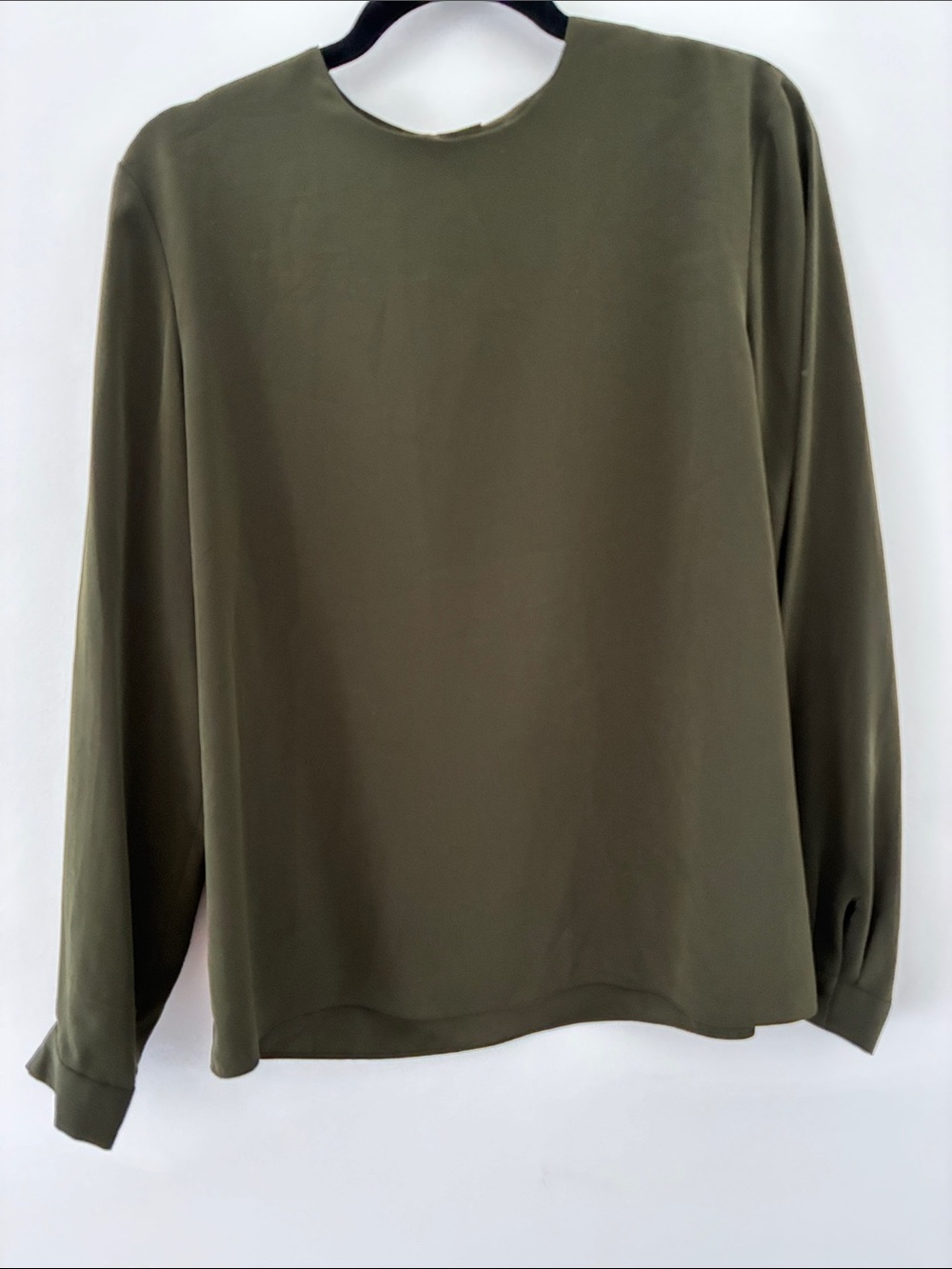 Minimalist dark green Long-Sleeve Women’s blouse